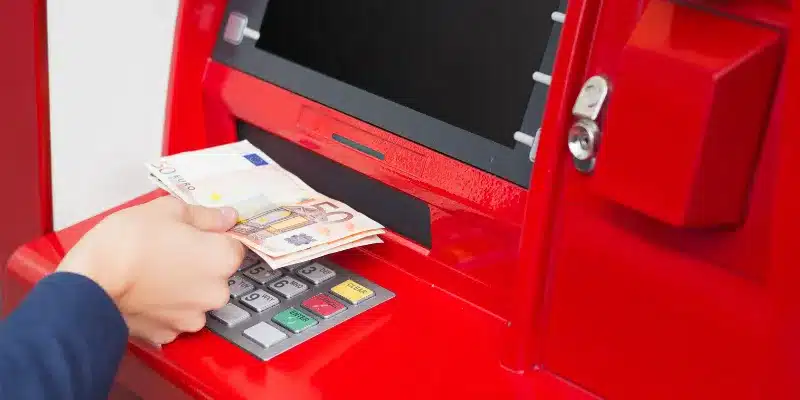 Rút tiền BL555 – Hướng dẫn chi tiết và các lưu ý quan trọng